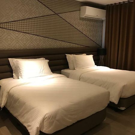 Maxx Hotel Ortigas Pasig City Exteriér fotografie