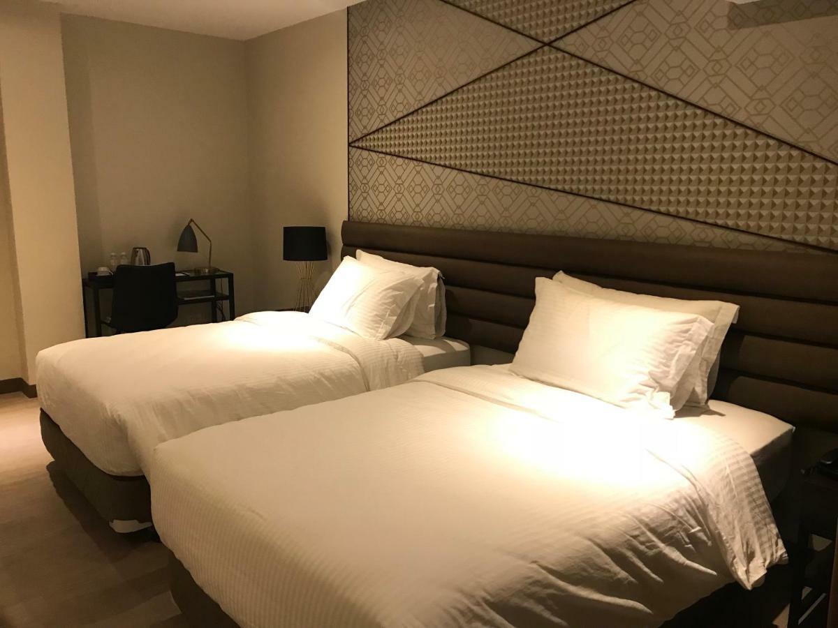 Maxx Hotel Ortigas Pasig City Exteriér fotografie